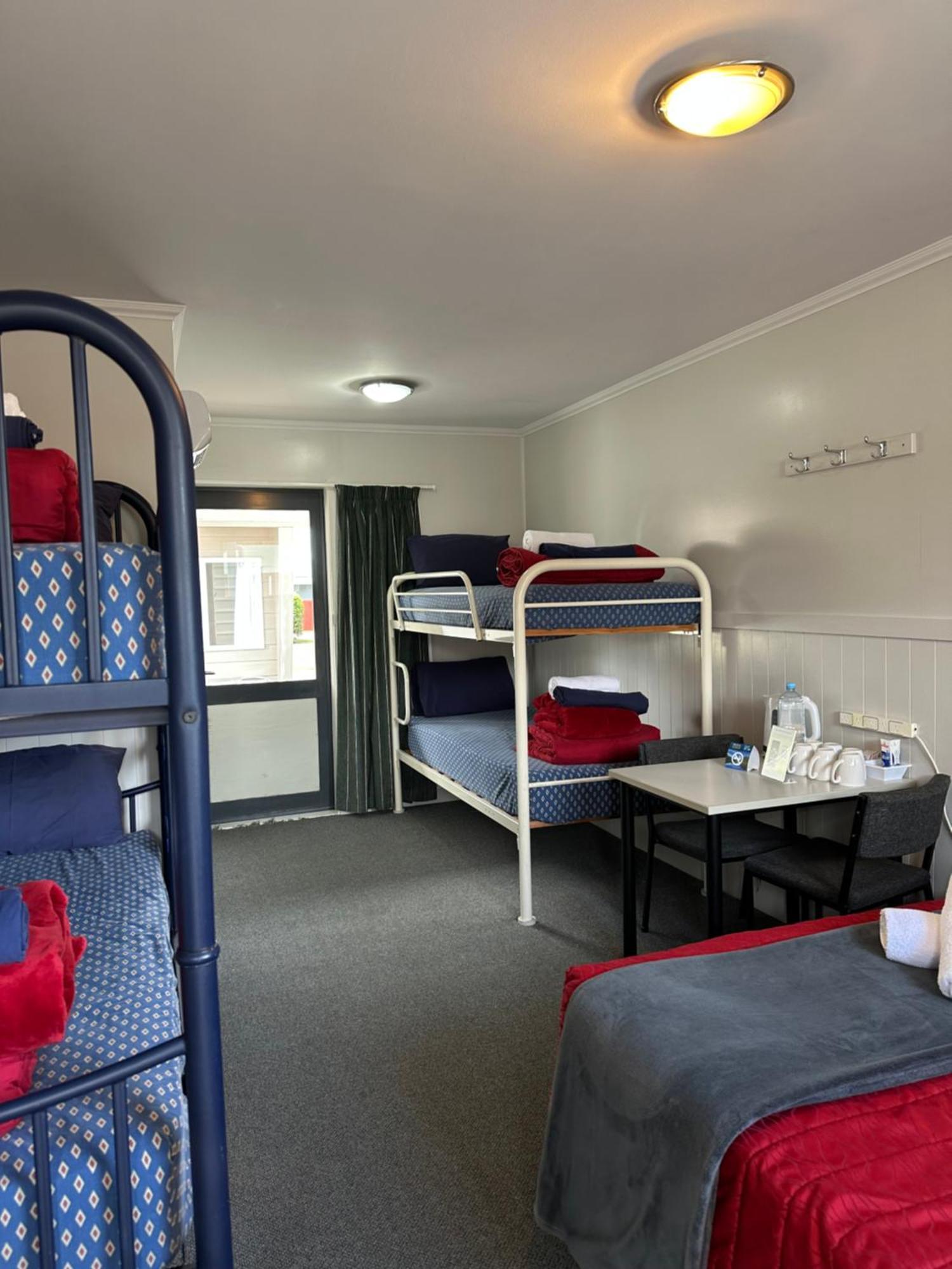 Franz Josef Top 10 Holiday Park מראה חיצוני תמונה